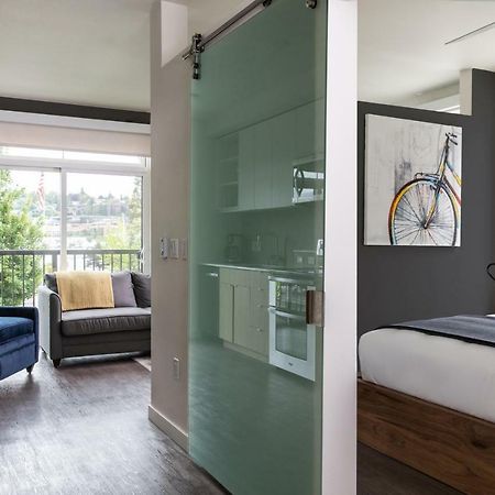 Domicile Suites At Marina Slu Seattle Eksteriør bilde